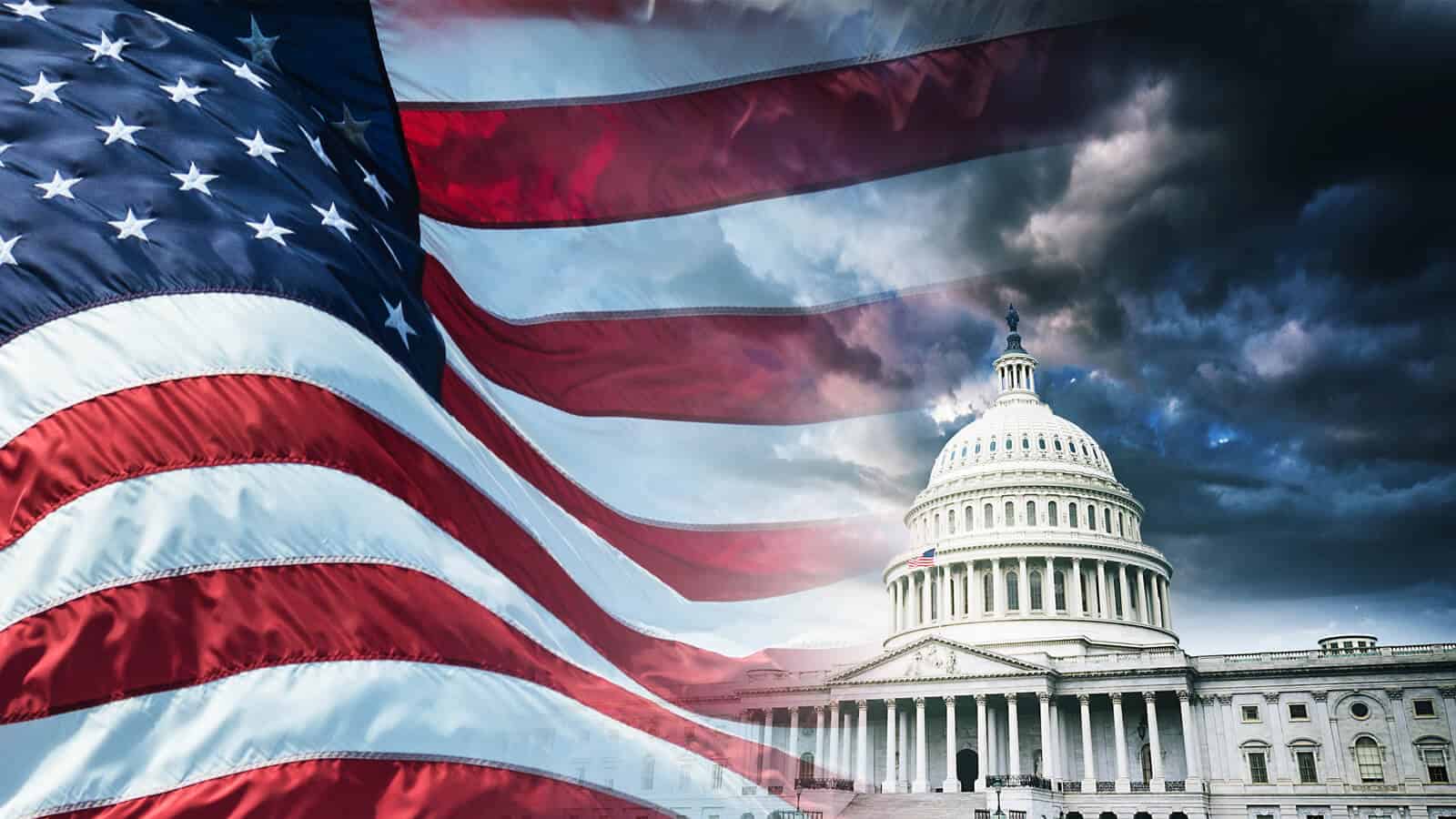 Campaign Closeup: Marianne, Bernie, and More Mayor Pete!